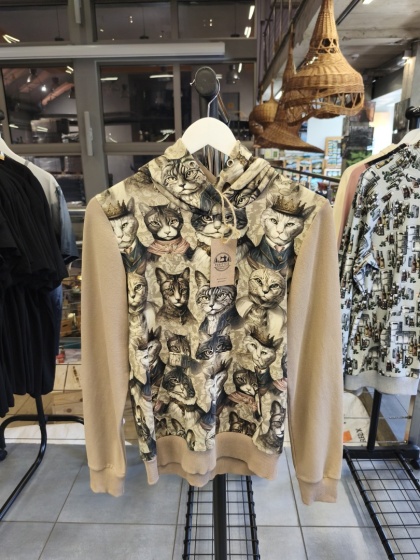 Bluza "Koty 2" z kapturem ręcznie szyta