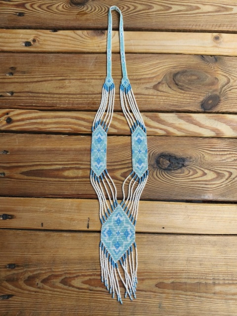 Gerdana koralikowa biało-niebieska