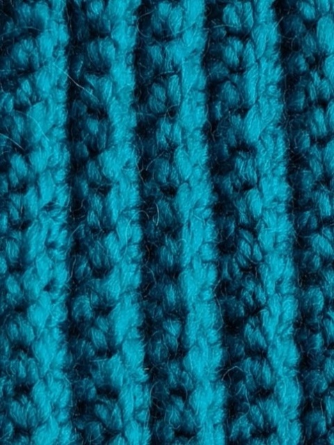 Gruba czapka ręcznie robiona na drutach turkusowa