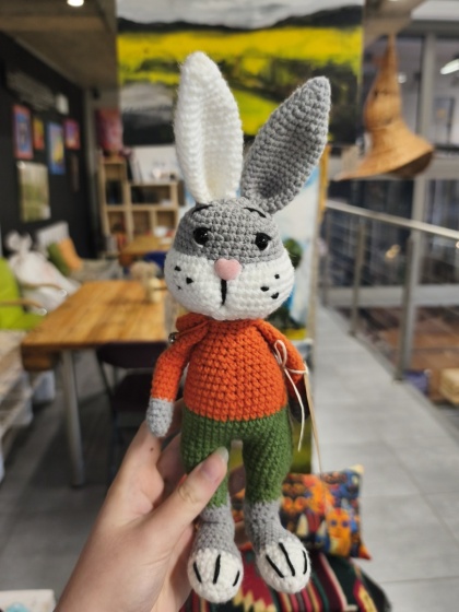 Królik bawełniana maskotka robiona ręcznie na szydełku