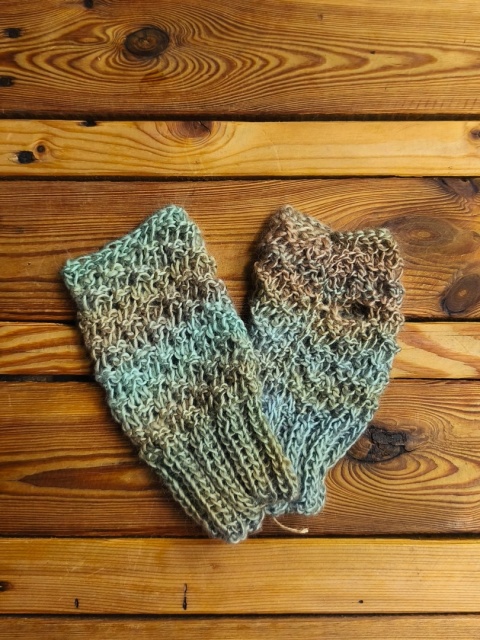 Mitenki ręcznie robione na drutach błękitno-brązowe