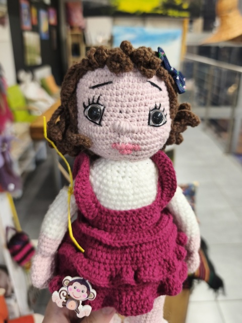 Laleczka bawełniana maskotka robiona ręcznie na szydełku